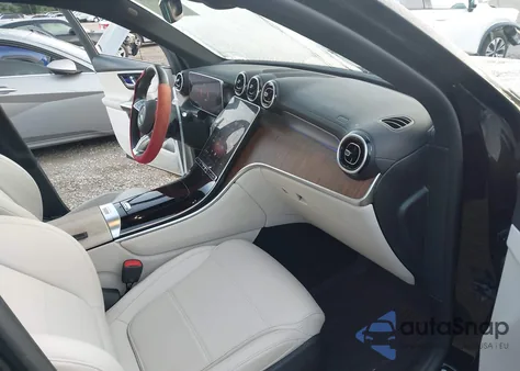 2024 Mercedes-Benz Glc 300 4Matic z USA, uszkodzony, nr VIN W1NKM4HB1RF139311